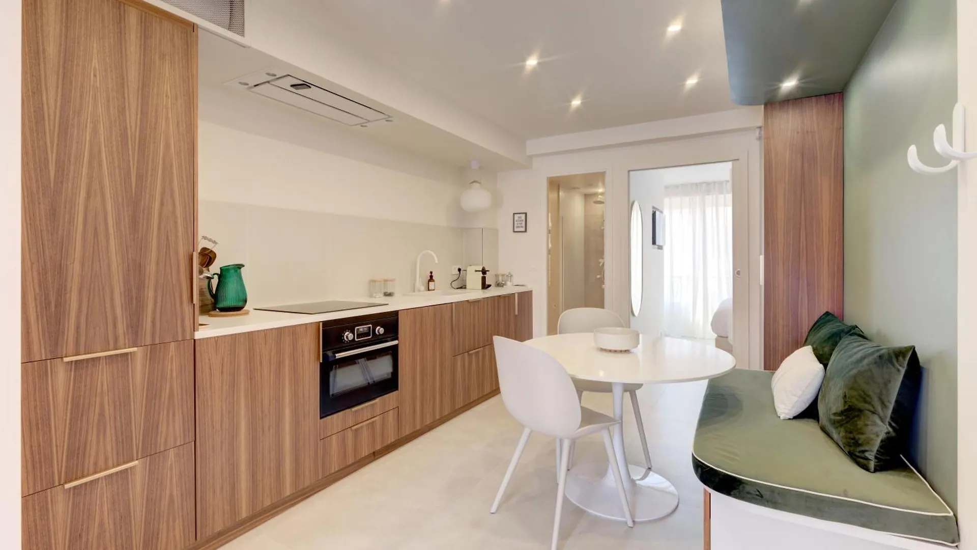 Alma Florian Apartment 4 People With Terrace Cannes France